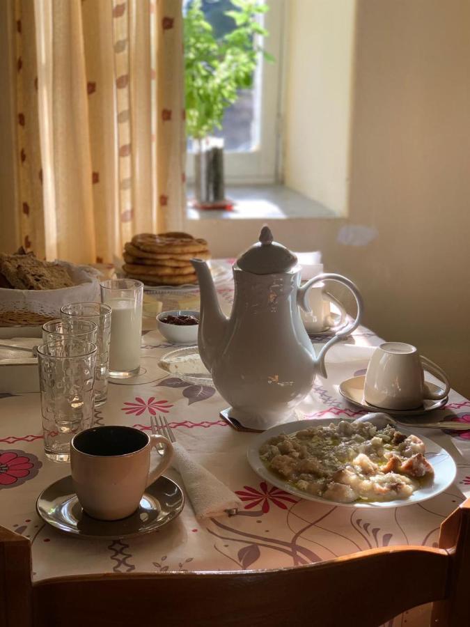 Lori'S Traditional House Gjirokastër Eksteriør bilde